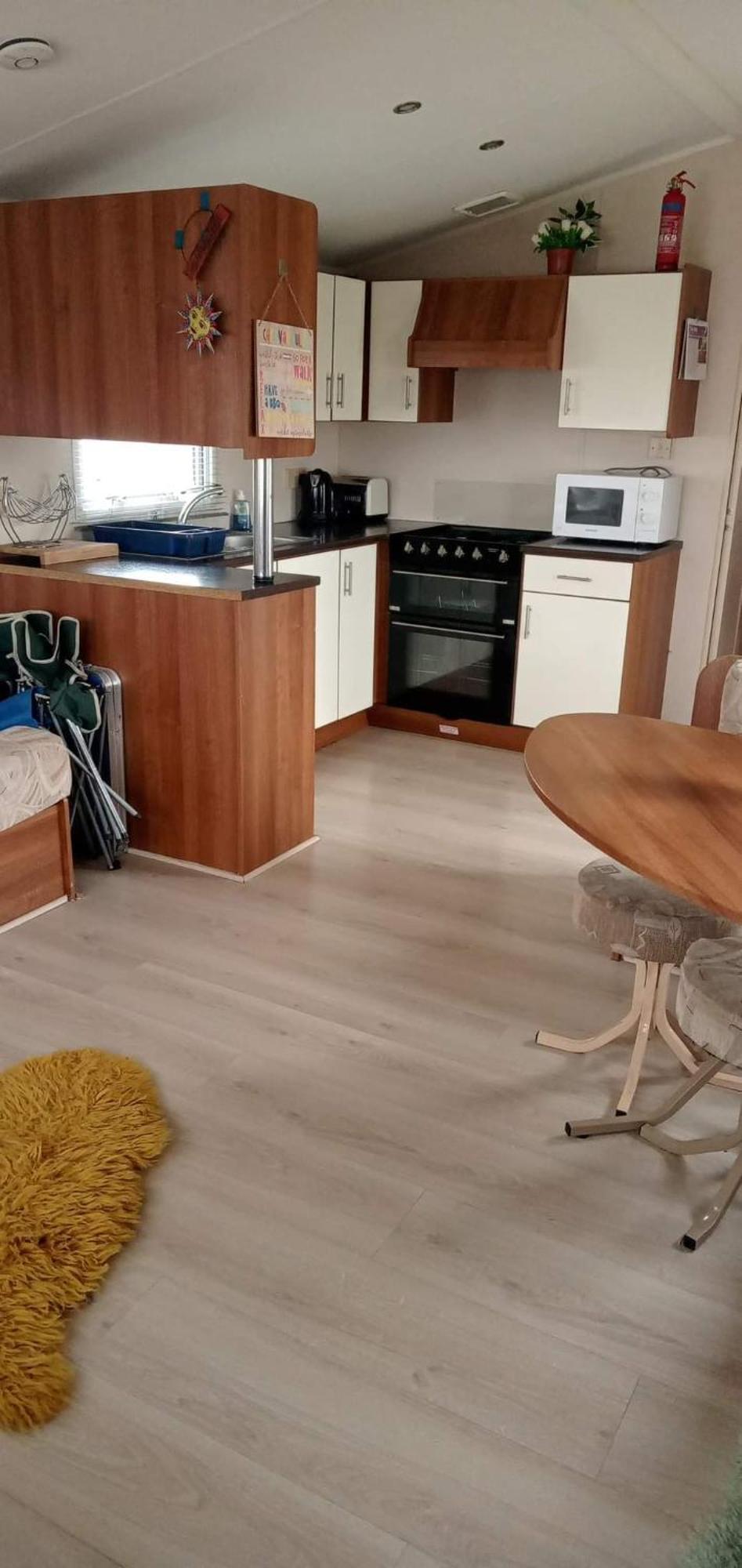 Caledonian Caravan Jaywick Sands Екстериор снимка