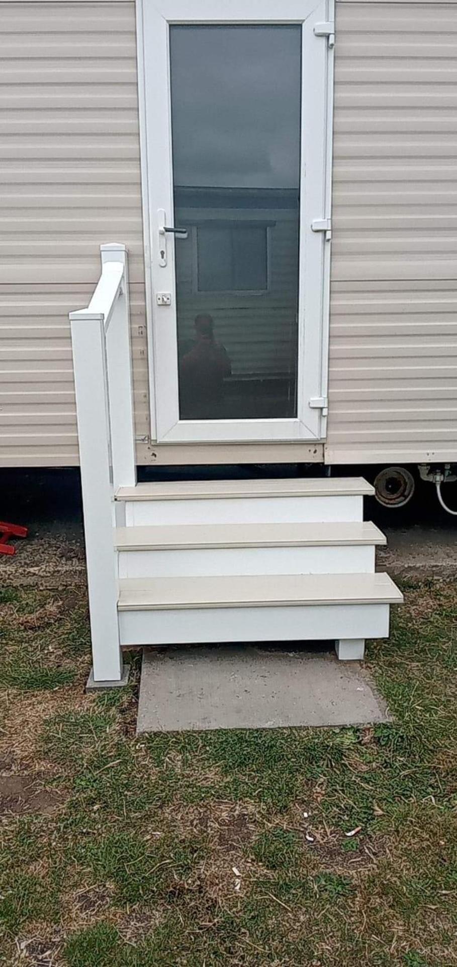 Caledonian Caravan Jaywick Sands Екстериор снимка