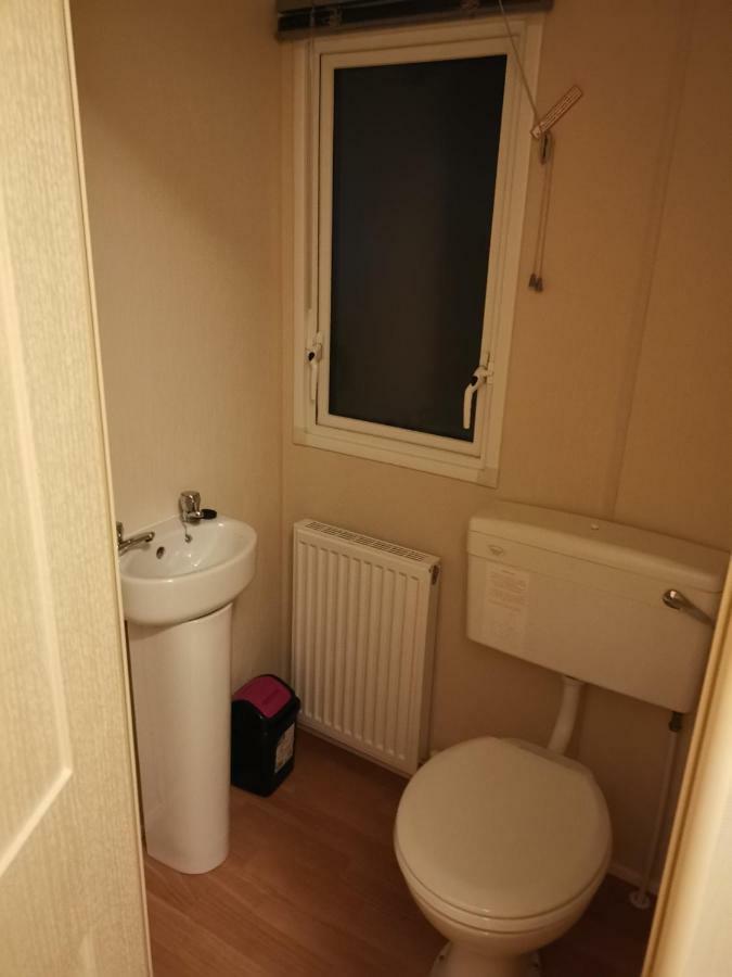 Caledonian Caravan Jaywick Sands Екстериор снимка