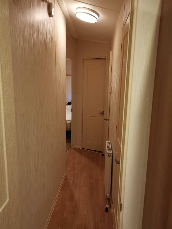 Caledonian Caravan Jaywick Sands Екстериор снимка